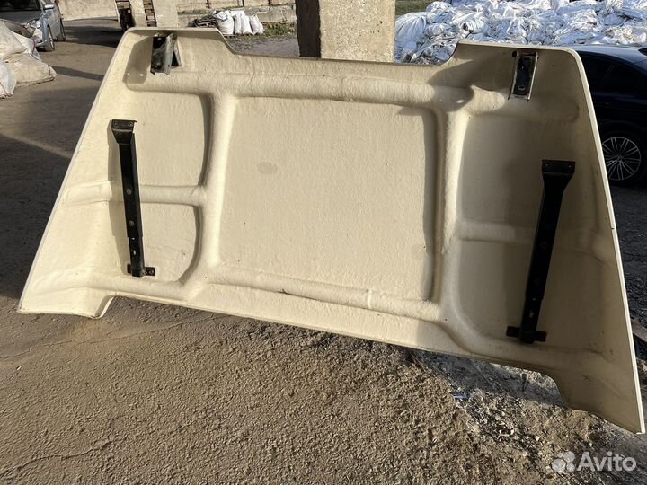 Спойлер Mercedes Atego