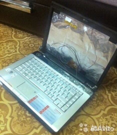 Петли для ноутбука Asus, Toshiba, HP (читайте опис