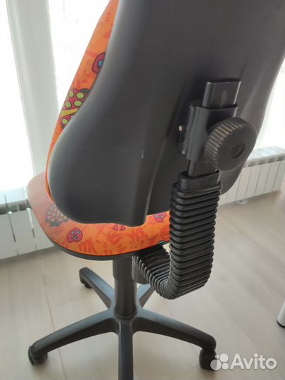 Кресло для школьника бу