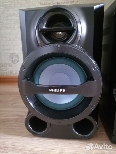 Музыкальный центр Philips
