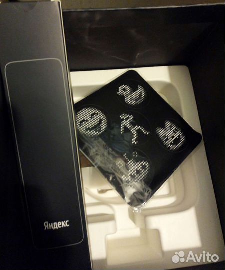 Коробка от Яндекс станции Алиса max