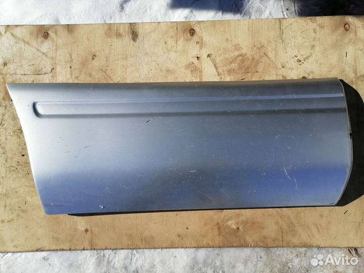 Молдинг двери задний правый Forester SF5