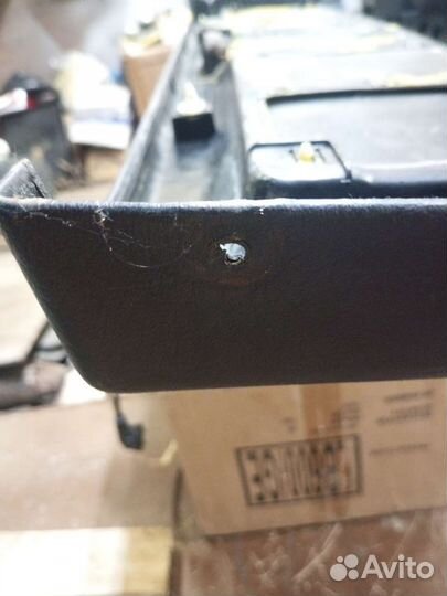 Обшивка задней двери Audi 100 c4