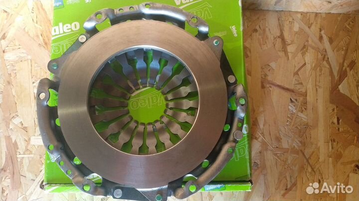 Комплект сцепления valeo LADA largus 1.6