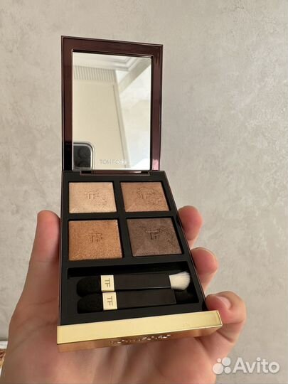 Тени для век tom ford 04 suspicion