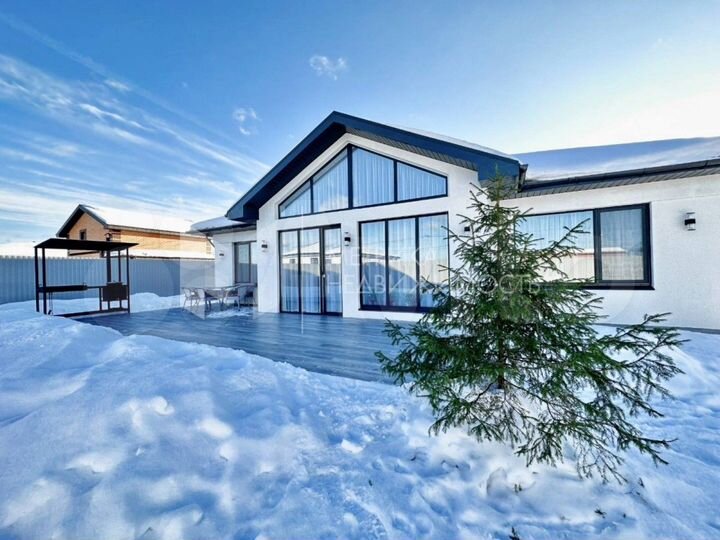 Дом 122,5 м² на участке 7,5 сот.