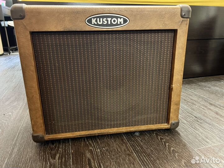 Гитарный комбо kustom sienna35