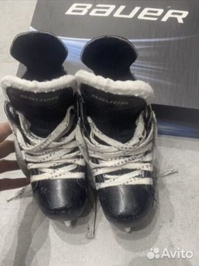 Коньки хоккейные Bauer supreme s140