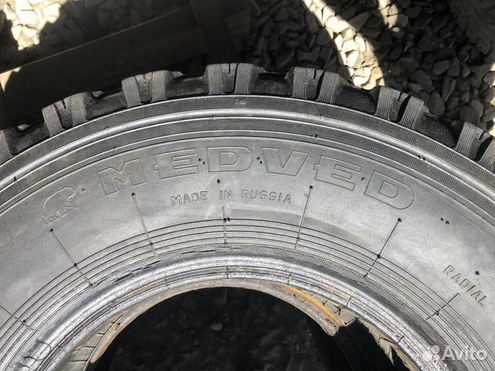 Medved ЯИ-357А 215/90 R15C