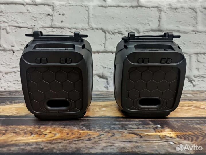 Портативная колонка Bluetooth новая