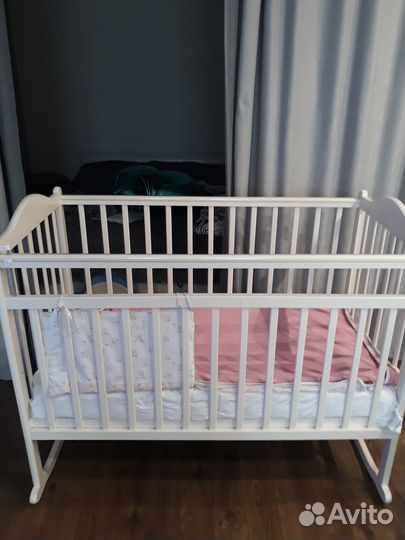 Детская кроватка качалка с матрасом