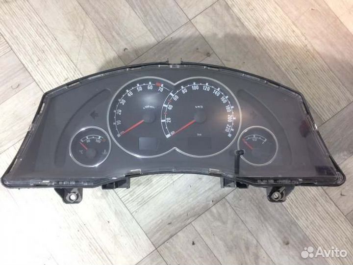 Щиток панель приборов Opel Meriva A 1.6 Z16XE МКПП