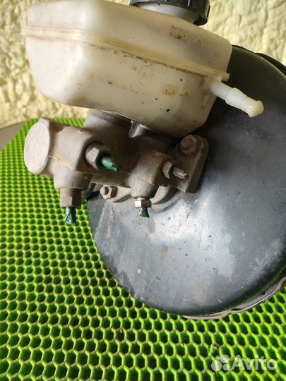 Вакуум Renault Logan 1