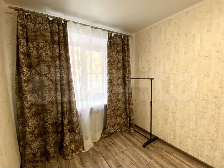 2-к. квартира, 45 м², 1/4 эт.