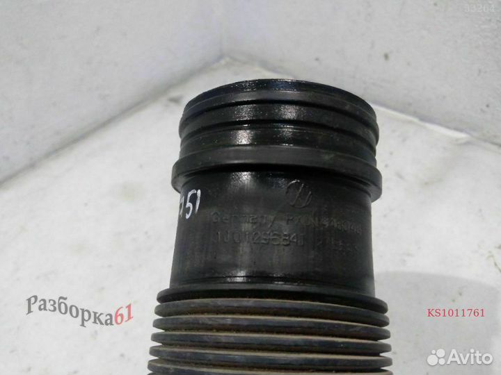 Патрубок воздушный volkswagen golf 4