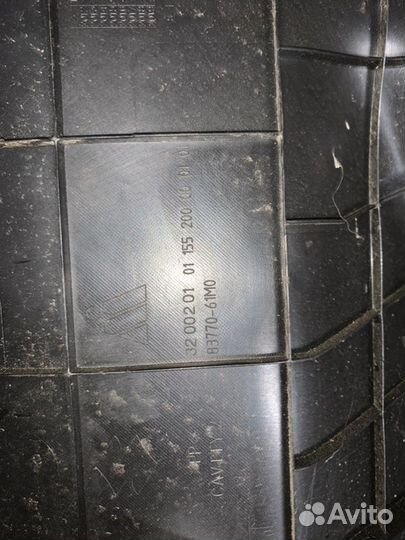 Обшивка крышки багажника Suzuki Sx4 хэтчбек 2017