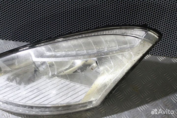 Фара левая Citroen C4 Picasso 1