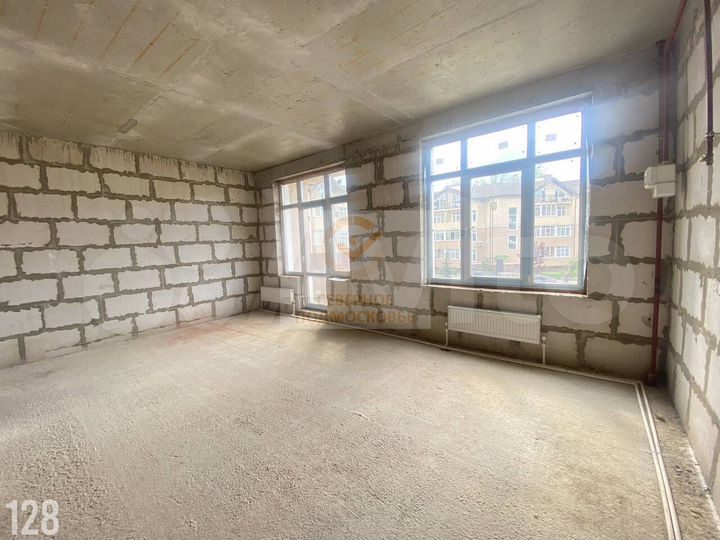 1-к. квартира, 42 м², 2/4 эт.