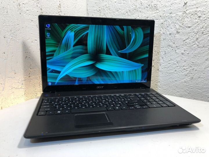 Ноутбук Acer intel i3 / ssd 256gb / gt 420 1gb