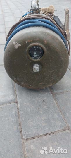 Зарядное устройство