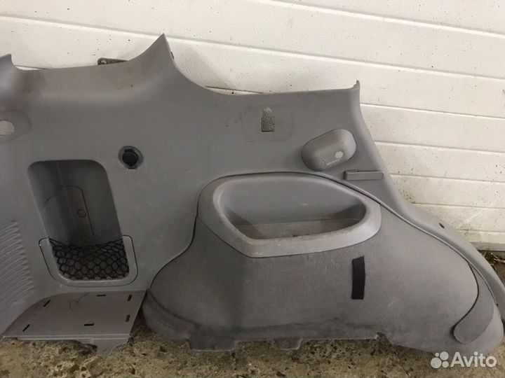 Обшивка багажника KIA Sorento, левая BL