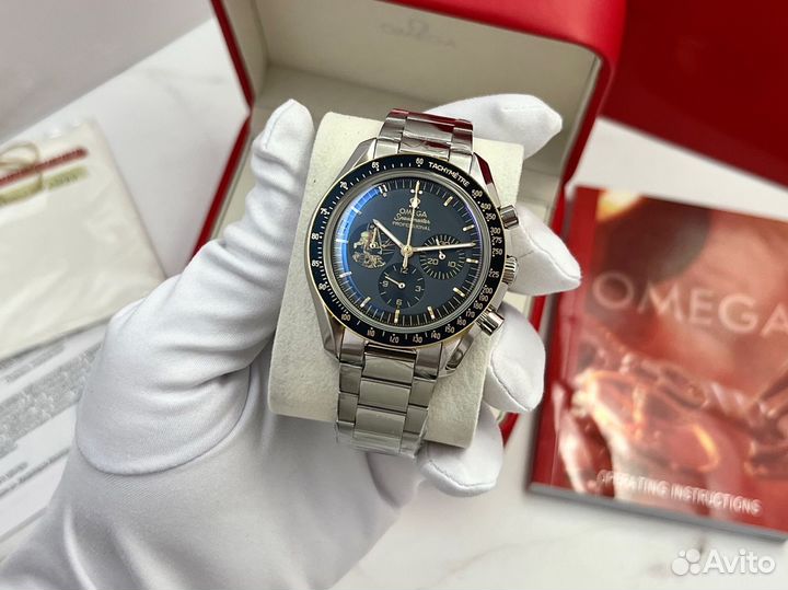 Часы Omega Speedmaster в фирменной коробке