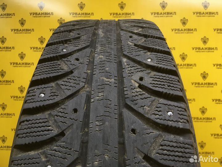 Bridgestone Ice Cruiser 7000 215/70 R16 100T