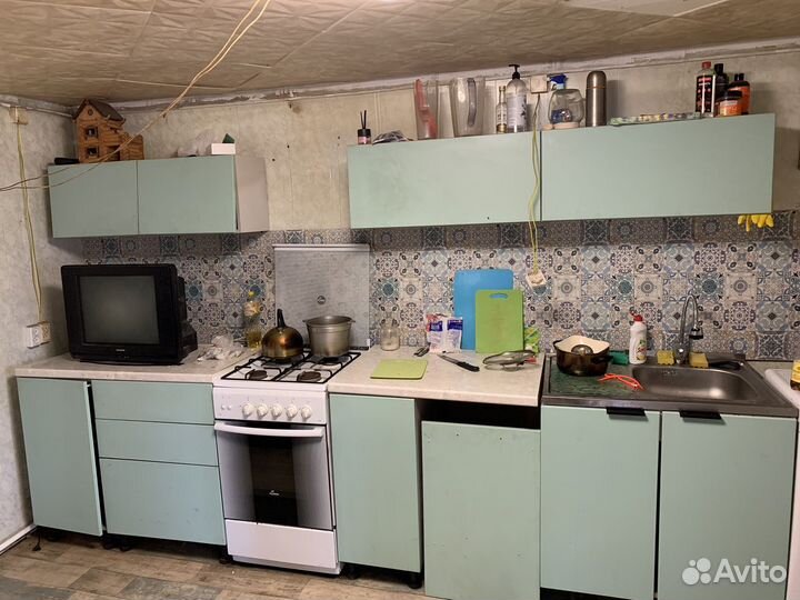 Кухонный гарнитур с техникой бу