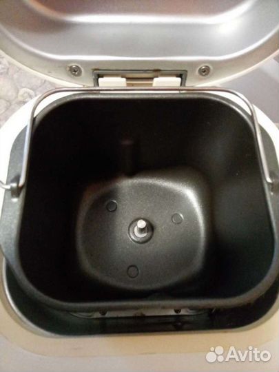 Хлебопечка новая