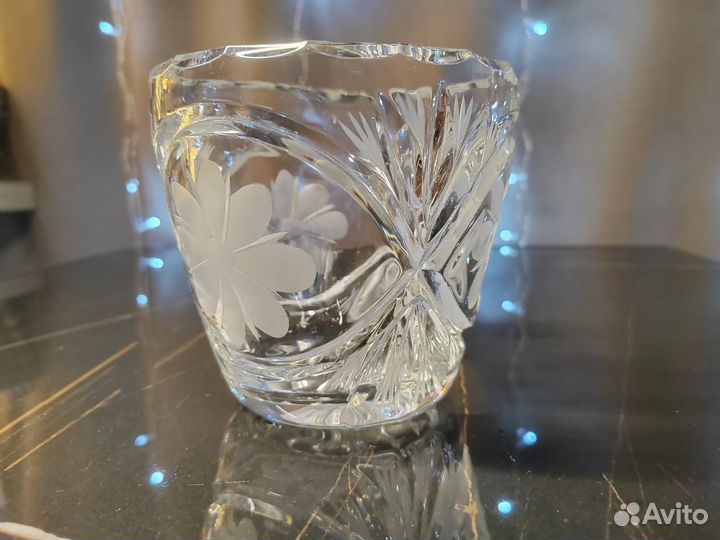 Хрустальная конфетница