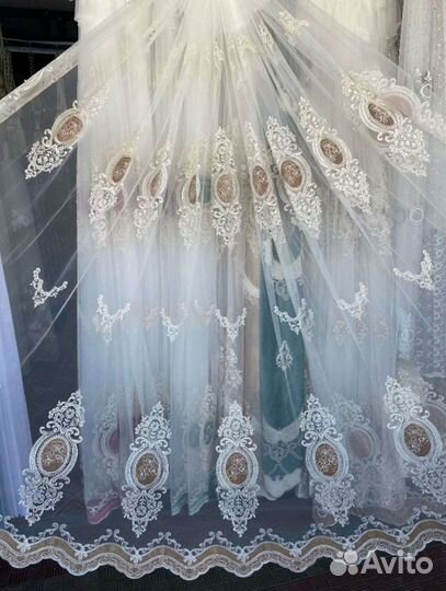 Тюль 3 Д с вышивкой и стразами
