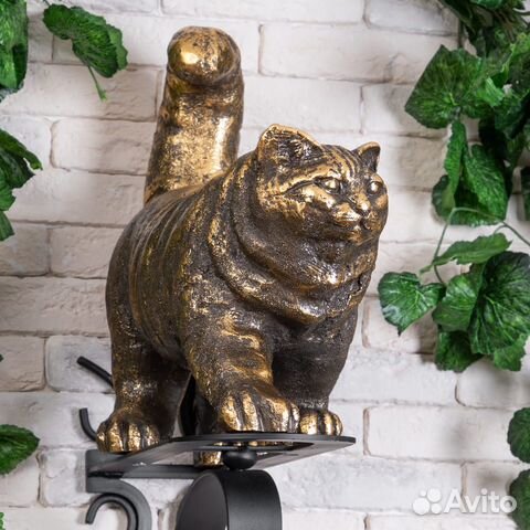 Кронштейн для цветов Кот Лео