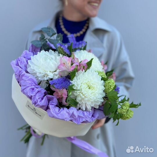 Букет «Майя Плисецкая» (хризантема, статица)