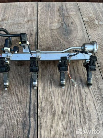 Топливная форсунка Opel Astra 1.4 2012