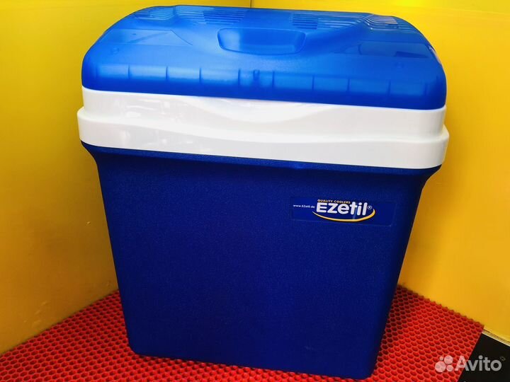 Z.8235 автохолодильник Ezetil E26