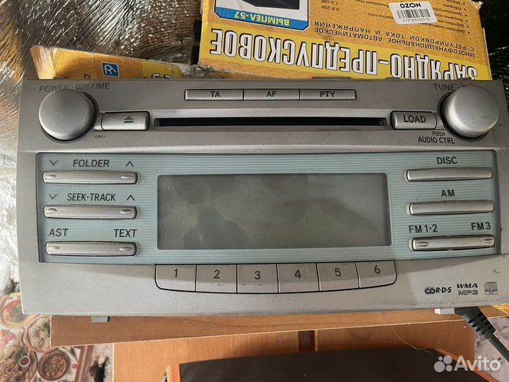 Штатная магнитола на toyota camry 40