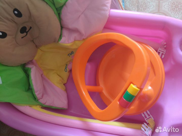 Коврик, ваночка, горшок, сиденье для купания+вещи