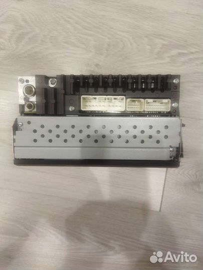 Штатное головное устройство Камри 40