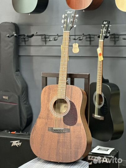 Акустическая гитара из массива Cort