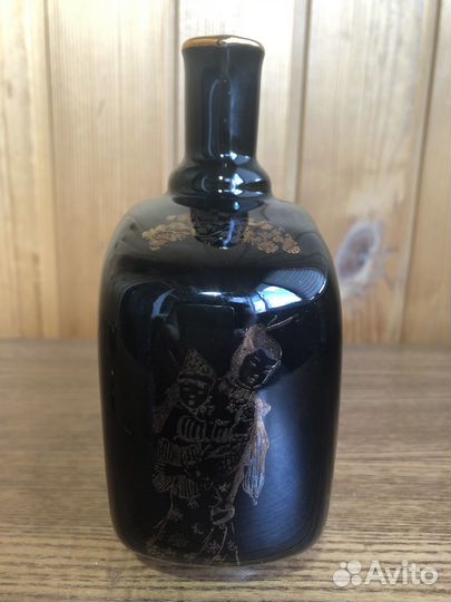 Сакешница - штоф со стопками