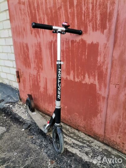 Самокат взрослый Reacriont 200