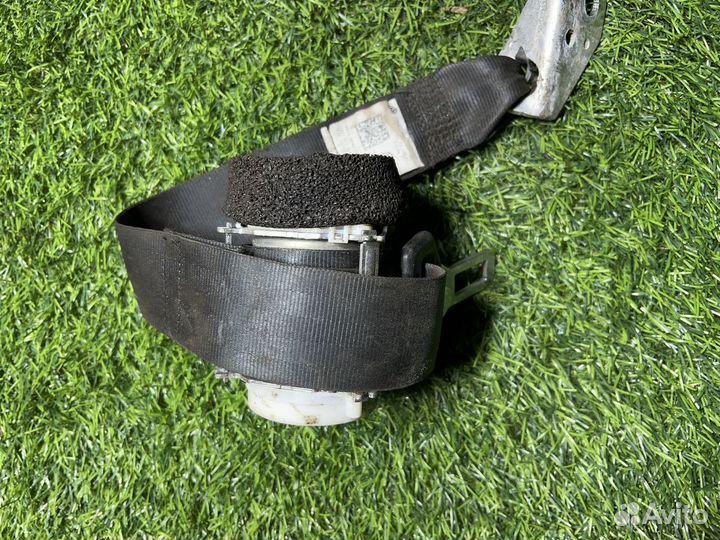 Ремень безопасности Volkswagen Tiguan