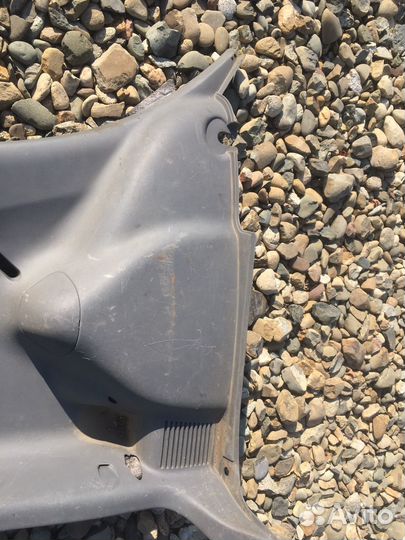 Toyota funcargo обшивка багажника нижняя левая