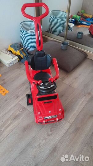 Машинка каталка электромобиль толокар
