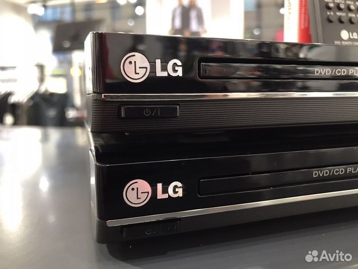 DVD проигрыватель LG (2 шт. - цена за оба)