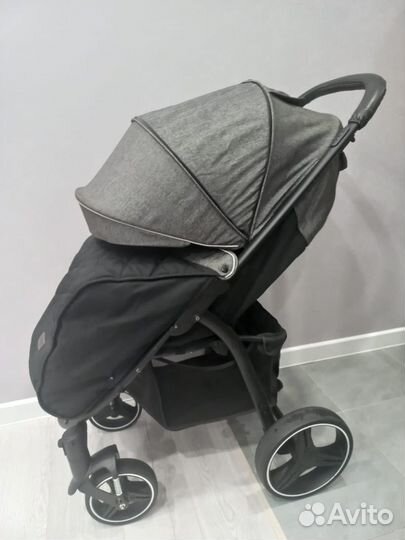 Коляска Bubago Cross