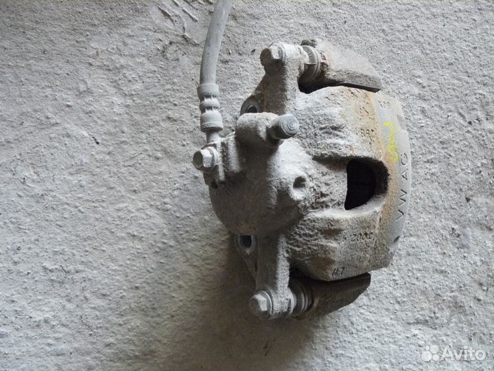 Суппорт передний правый VW Polo SED Rus