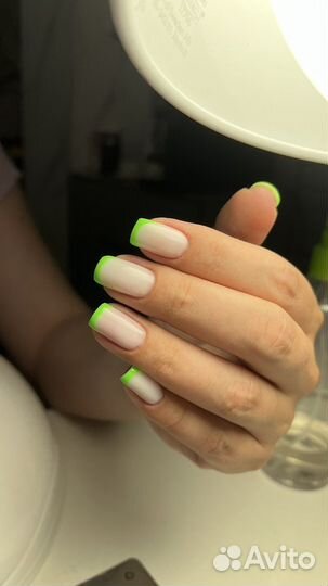 Маникюра и педикюр