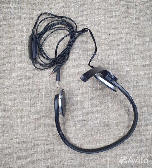 Наушники Logitech с микрофоном