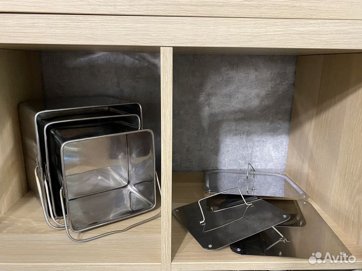 Металл. ёмкости с крышками, современные